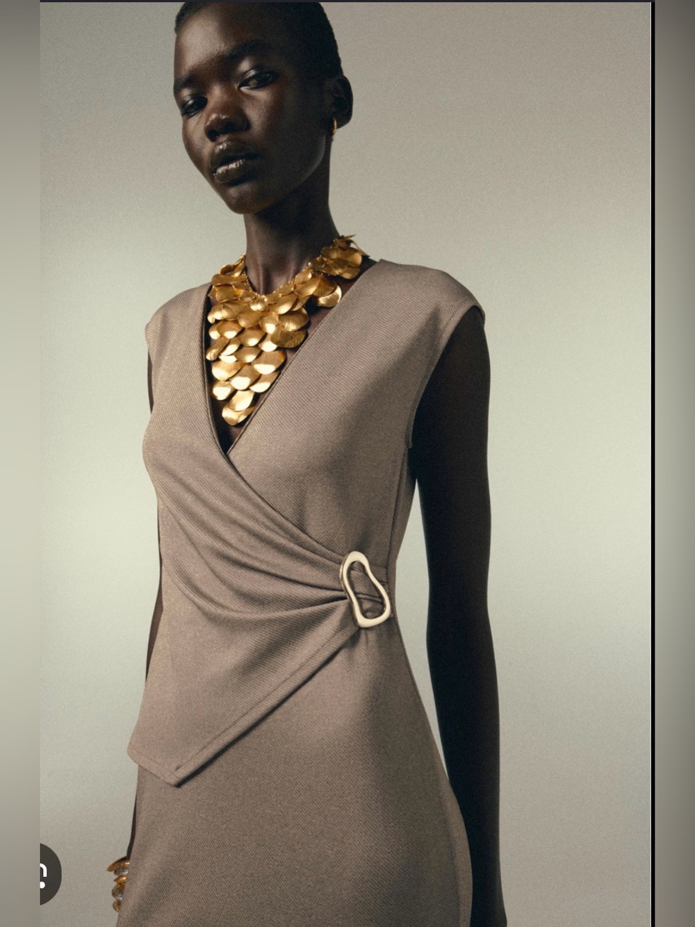Zara dress - Picture 2 of 5